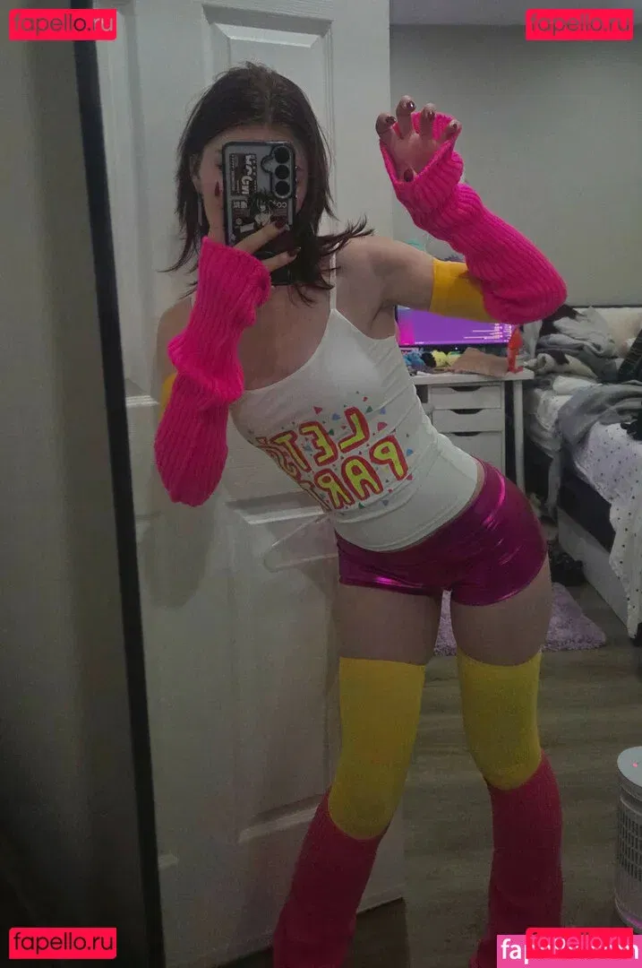 Celebi.cos Onlyfans Photo Gallery 