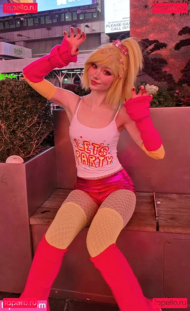 Celebi.cos Onlyfans Photo Gallery 