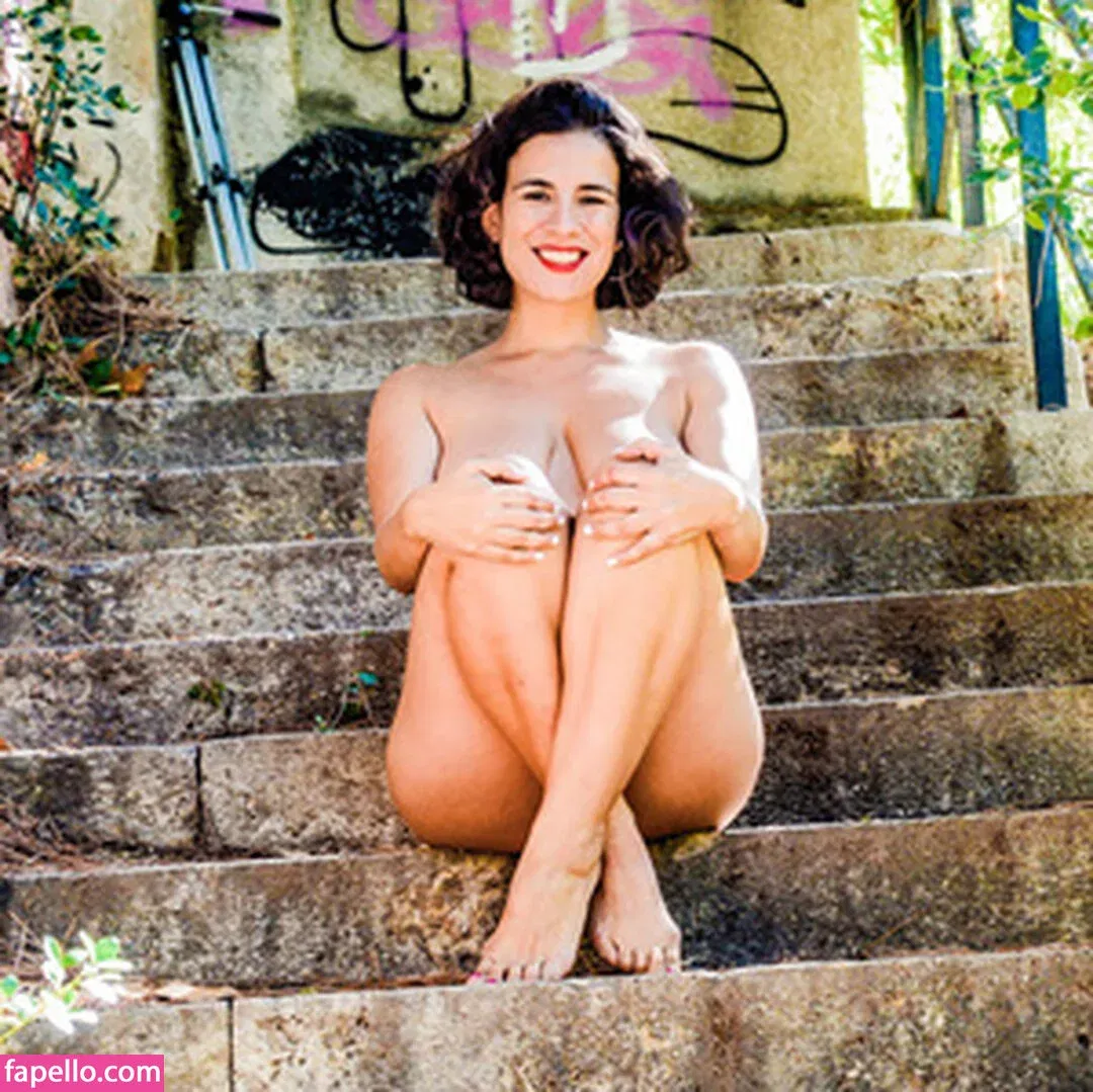 Luz Del Fierro Onlyfans Photo Gallery 