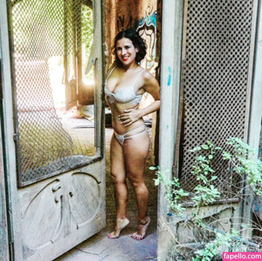 Luz Del Fierro Onlyfans Photo Gallery 