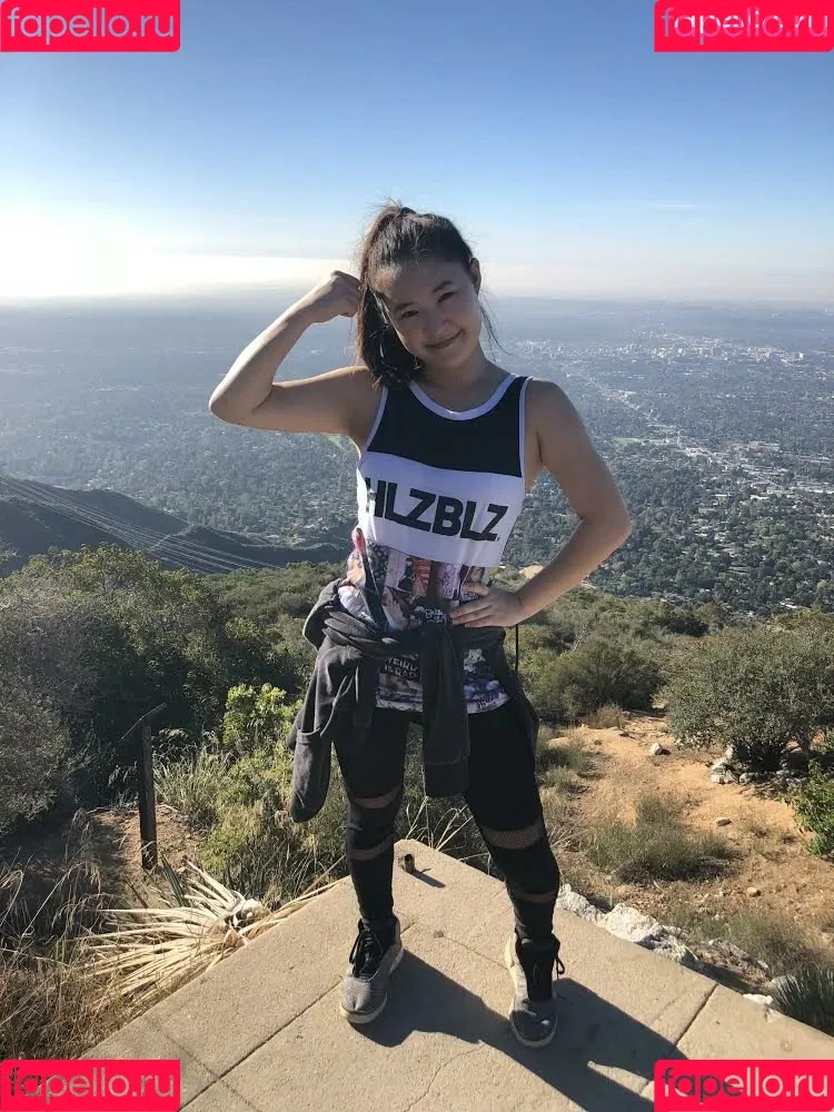 hellomeganlee Onlyfans Photo Gallery 
