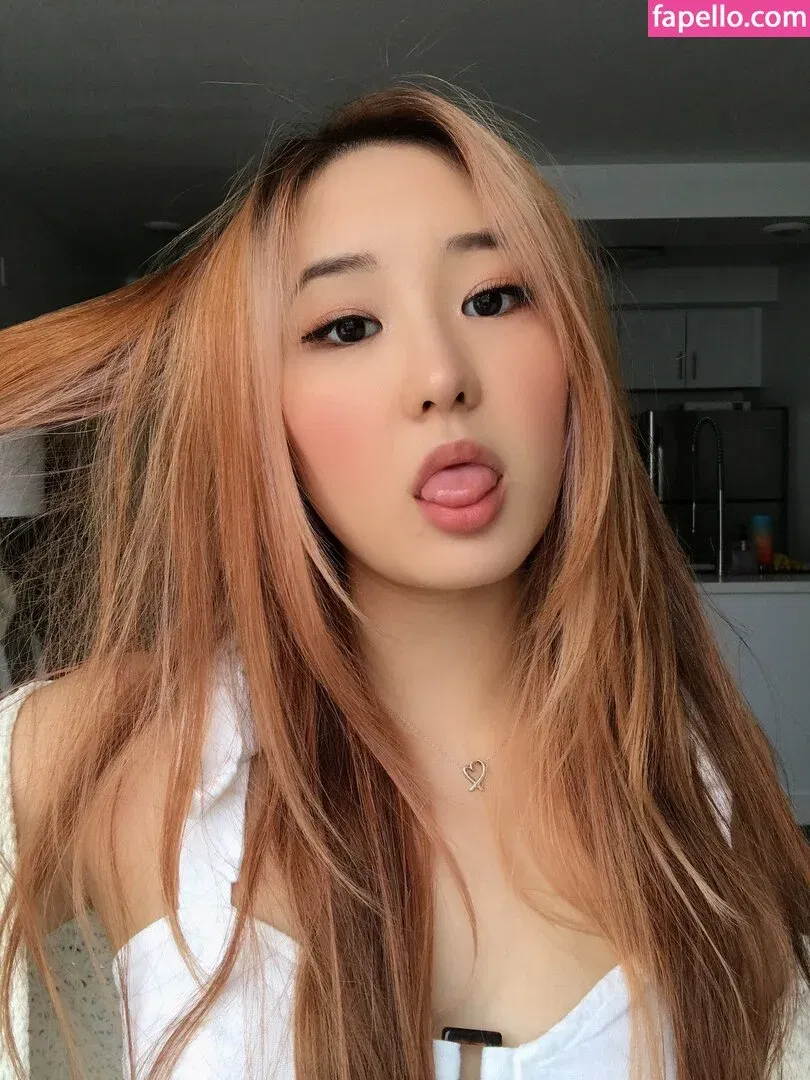 hellomeganlee Onlyfans Photo Gallery 