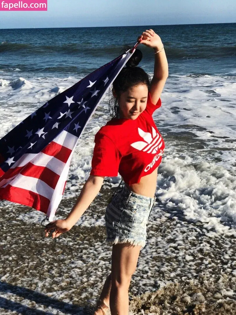 hellomeganlee Onlyfans Photo Gallery 