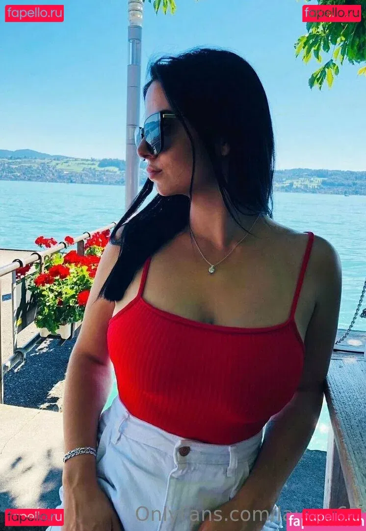 laura_62 Onlyfans Photo Gallery 