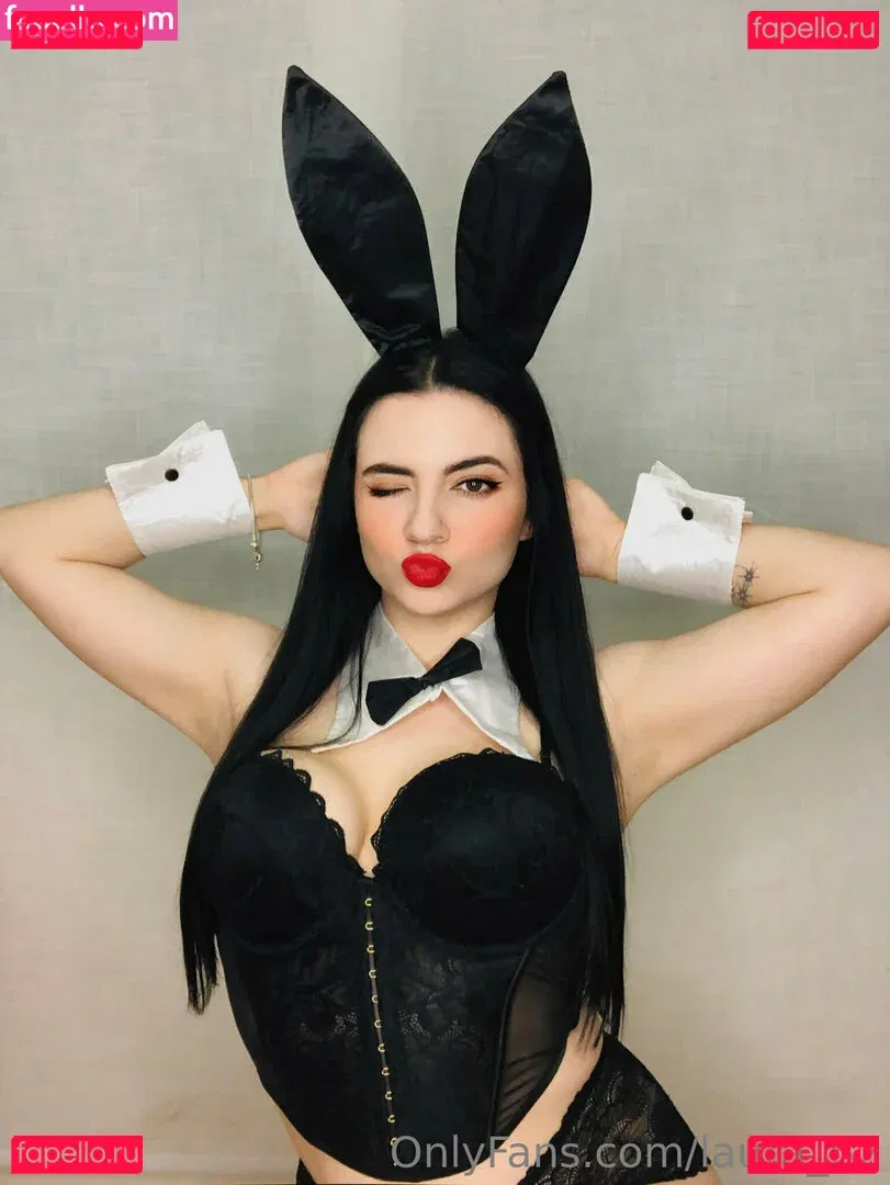 laura_62 Onlyfans Photo Gallery 