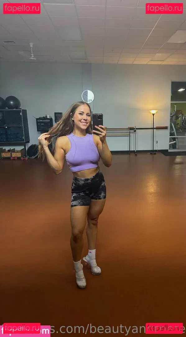 Beautyandthefeet Onlyfans Photo Gallery 