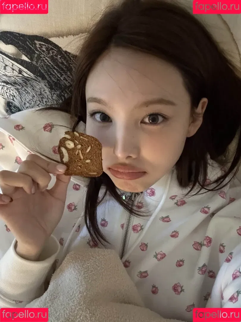 I’m Nayeon Onlyfans Photo Gallery 