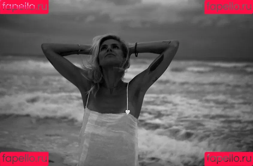 Eliza Coupe Onlyfans Photo Gallery 