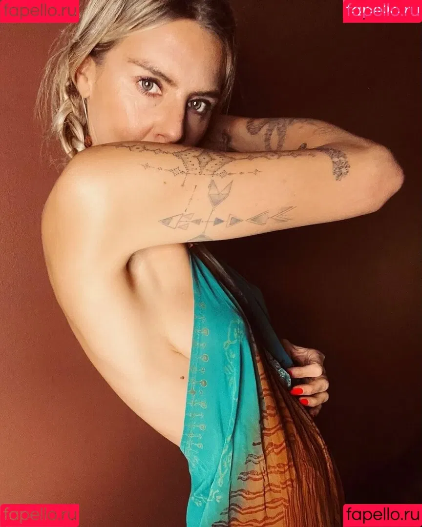Eliza Coupe Onlyfans Photo Gallery 