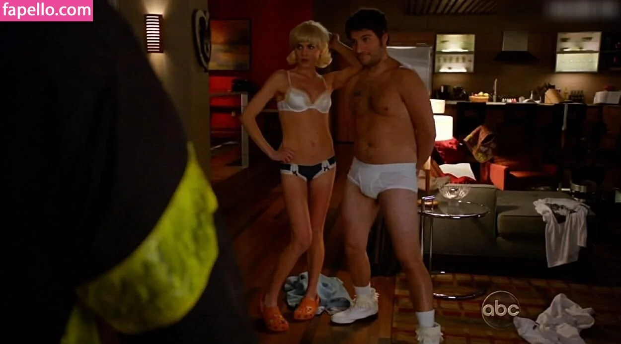 Eliza Coupe Onlyfans Photo Gallery 