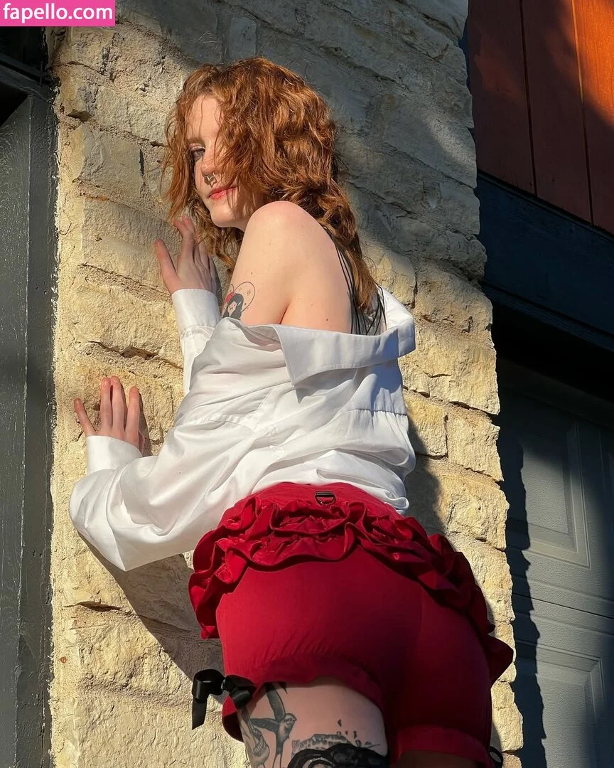 Maci Currin Macironi Onlyfans Photo Gallery 