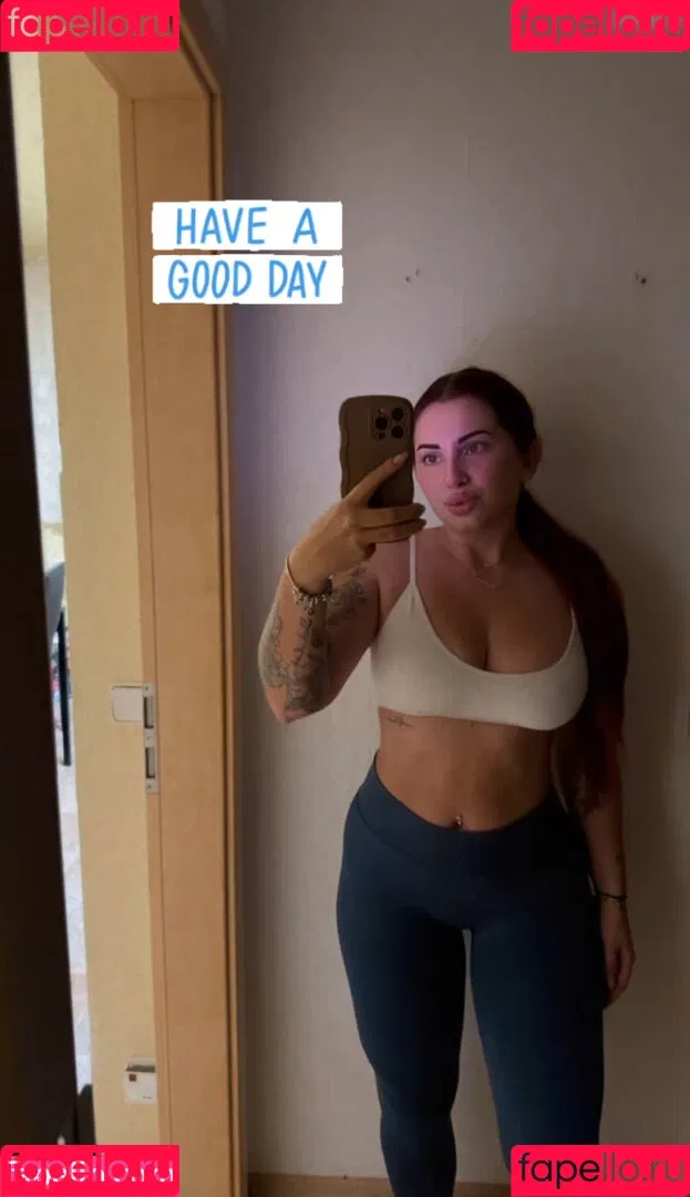 nina.buettner_fit Onlyfans Photo Gallery 