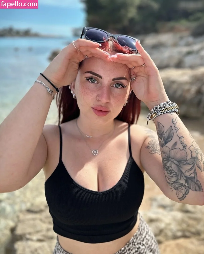 nina.buettner_fit Onlyfans Photo Gallery 