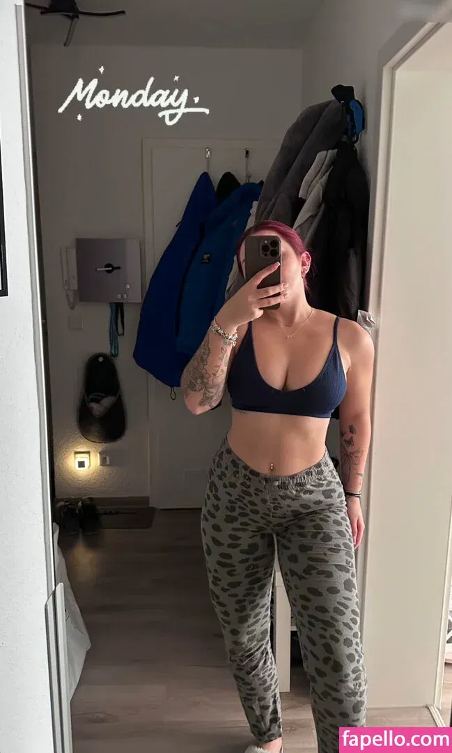 nina.buettner_fit Onlyfans Photo Gallery 