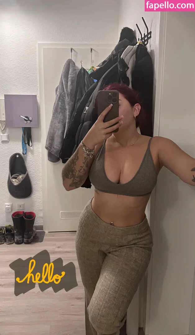 nina.buettner_fit Onlyfans Photo Gallery 