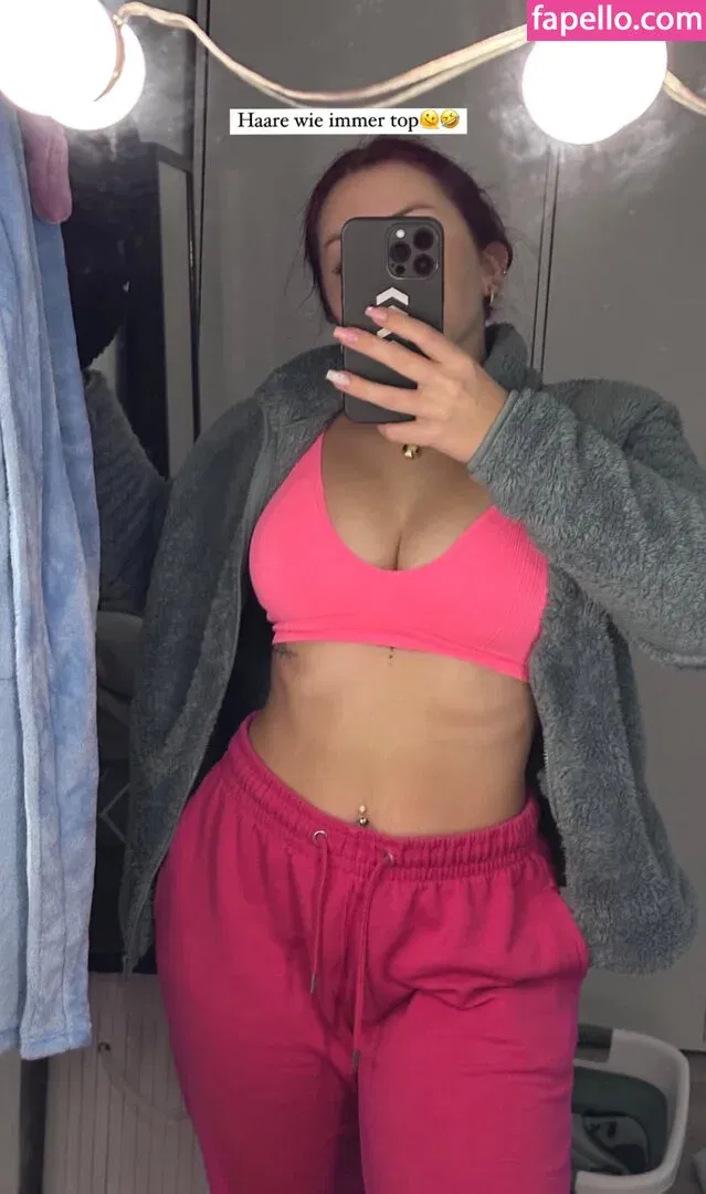 nina.buettner_fit Onlyfans Photo Gallery 