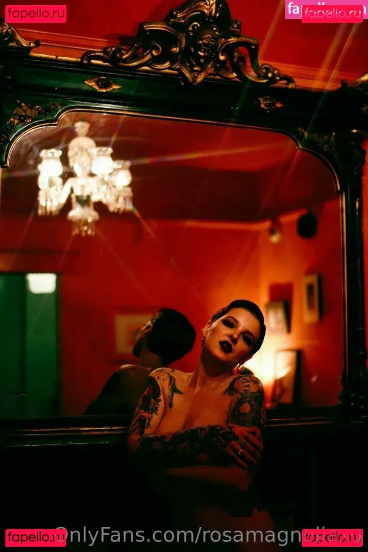 rosamagnoliaxo Onlyfans Photo Gallery 
