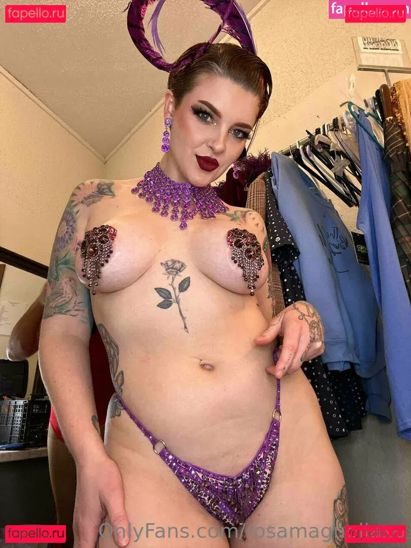 rosamagnoliaxo Onlyfans Photo Gallery 
