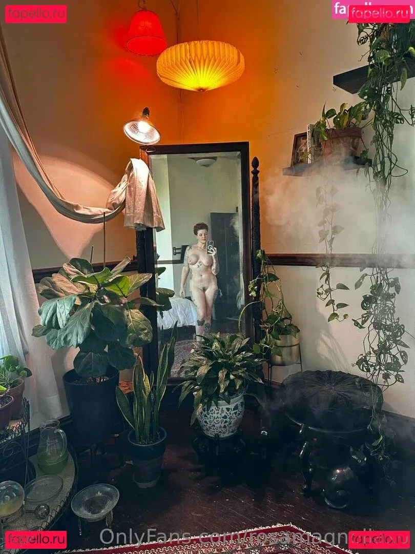 rosamagnoliaxo Onlyfans Photo Gallery 