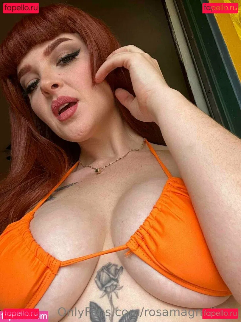rosamagnoliaxo Onlyfans Photo Gallery 