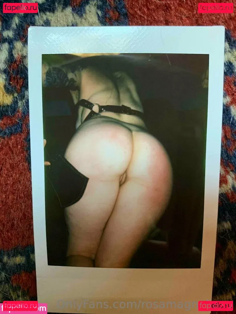 rosamagnoliaxo Onlyfans Photo Gallery 