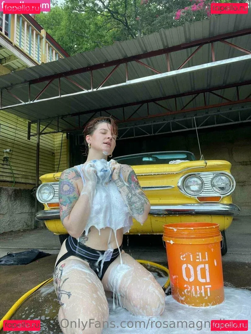 rosamagnoliaxo Onlyfans Photo Gallery 