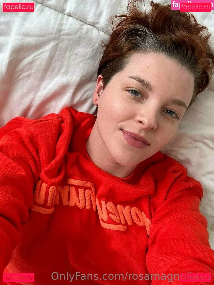 rosamagnoliaxo Onlyfans Photo Gallery 
