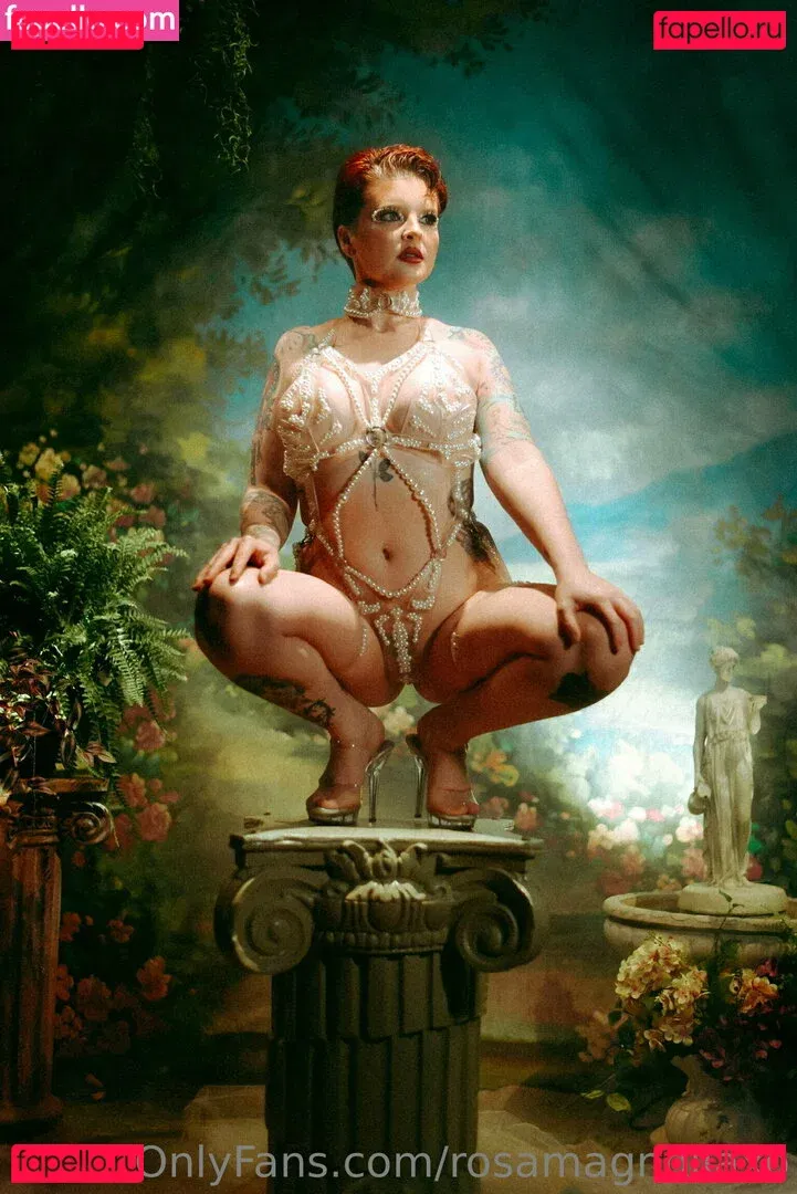 rosamagnoliaxo Onlyfans Photo Gallery 