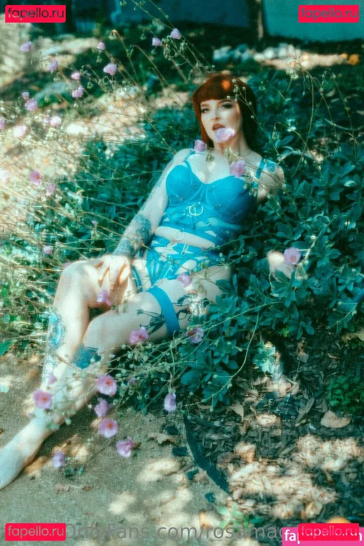 rosamagnoliaxo Onlyfans Photo Gallery 