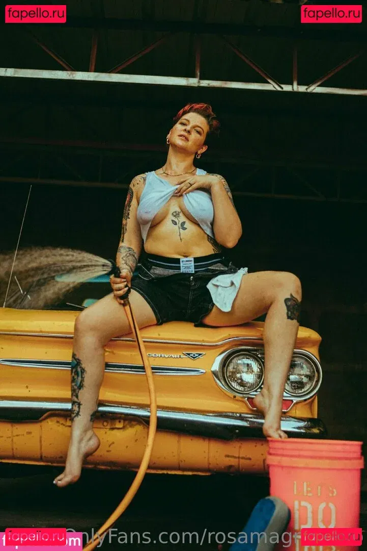 rosamagnoliaxo Onlyfans Photo Gallery 