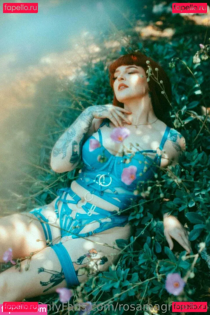 rosamagnoliaxo Onlyfans Photo Gallery 