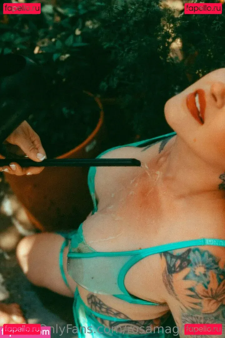 rosamagnoliaxo Onlyfans Photo Gallery 