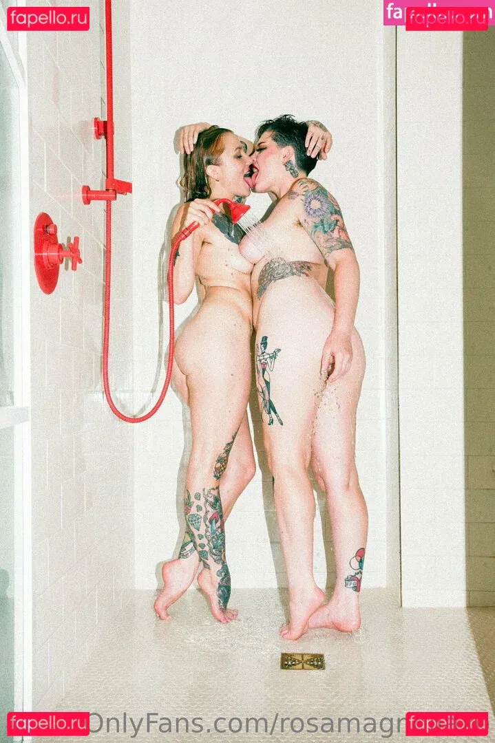 rosamagnoliaxo Onlyfans Photo Gallery 