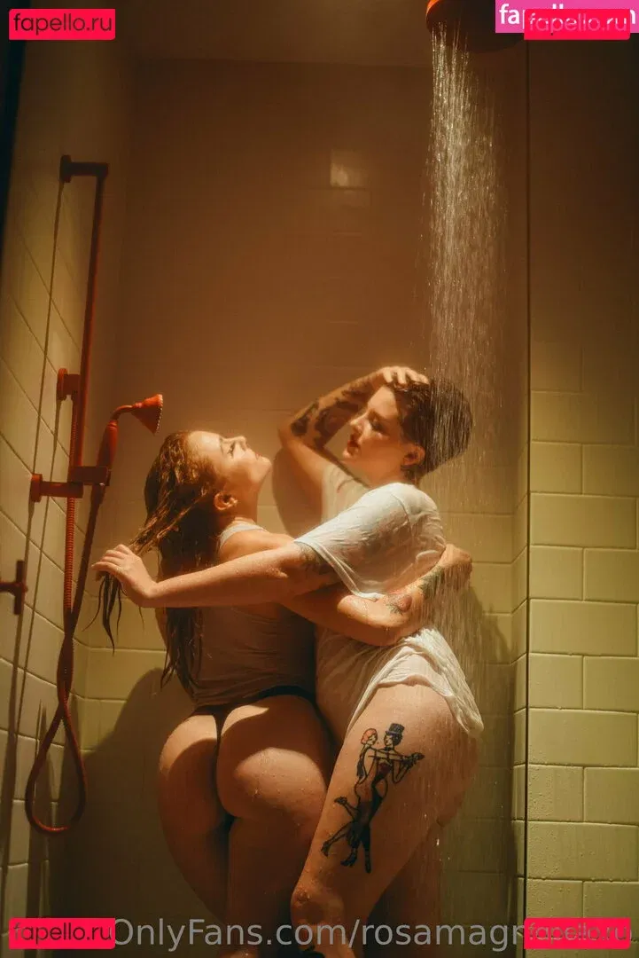 rosamagnoliaxo Onlyfans Photo Gallery 