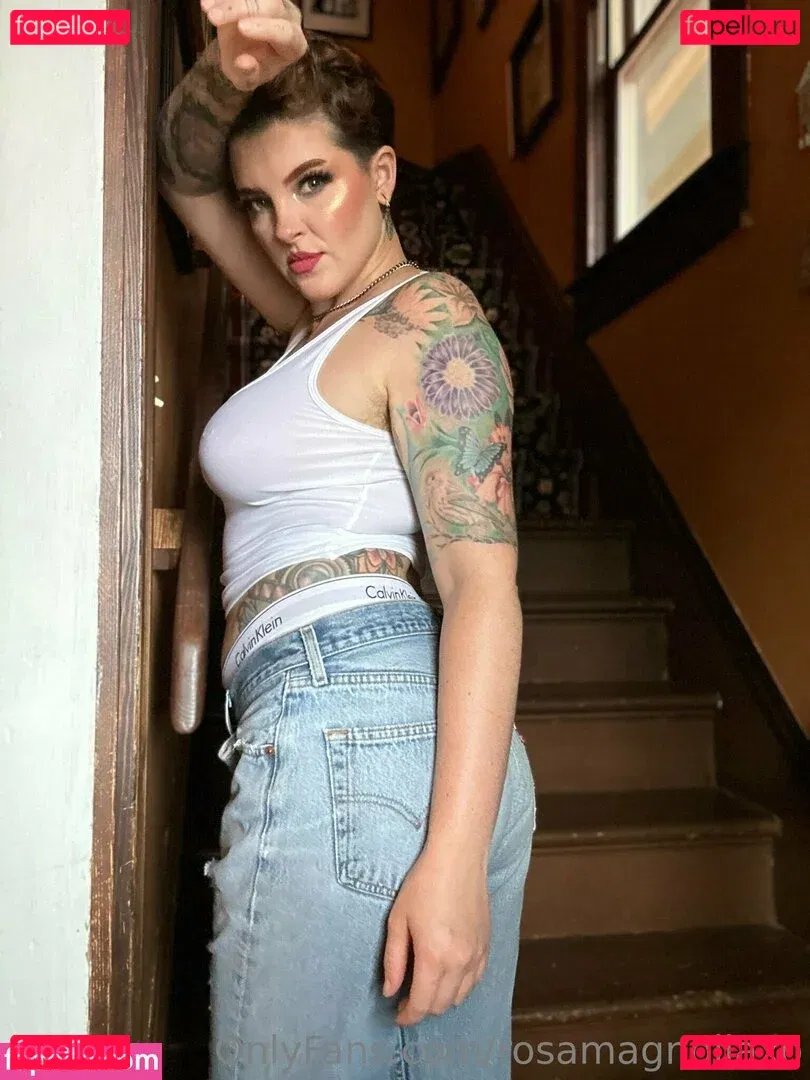 rosamagnoliaxo Onlyfans Photo Gallery 