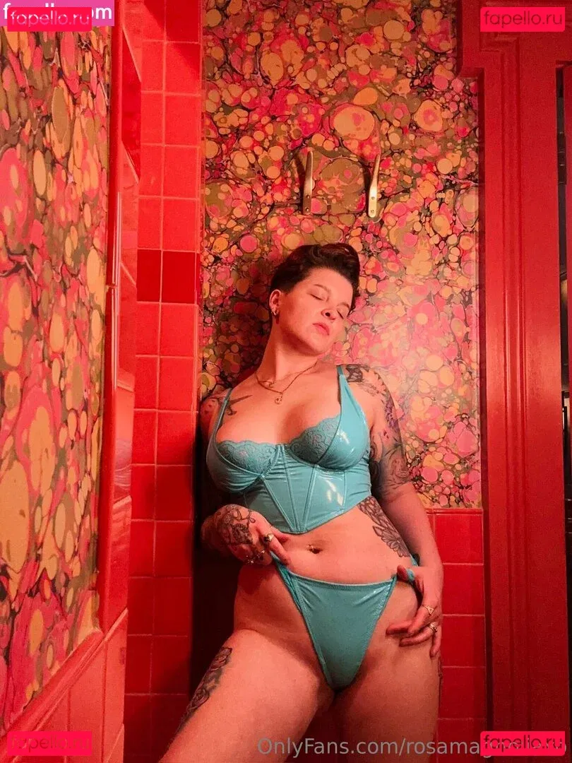 rosamagnoliaxo Onlyfans Photo Gallery 