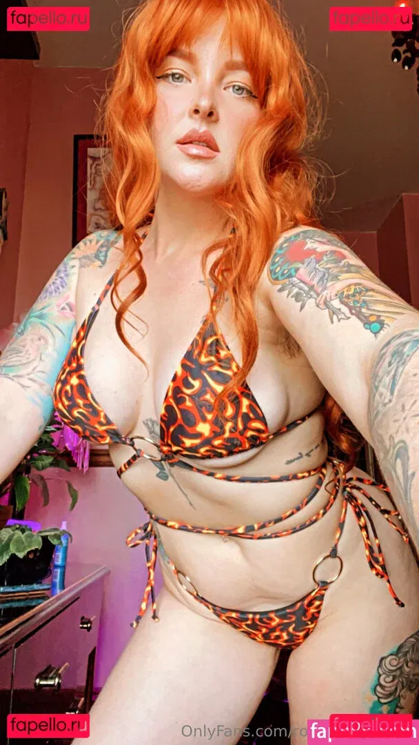 rosamagnoliaxo Onlyfans Photo Gallery 