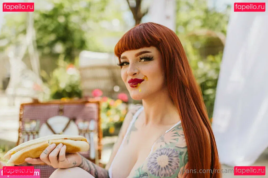 rosamagnoliaxo Onlyfans Photo Gallery 