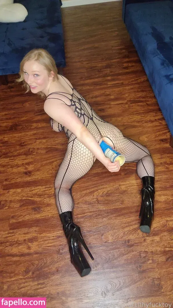 f1lthyfucktoy Onlyfans Photo Gallery 