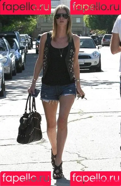 Nicky Hilton Onlyfans Photo Gallery 