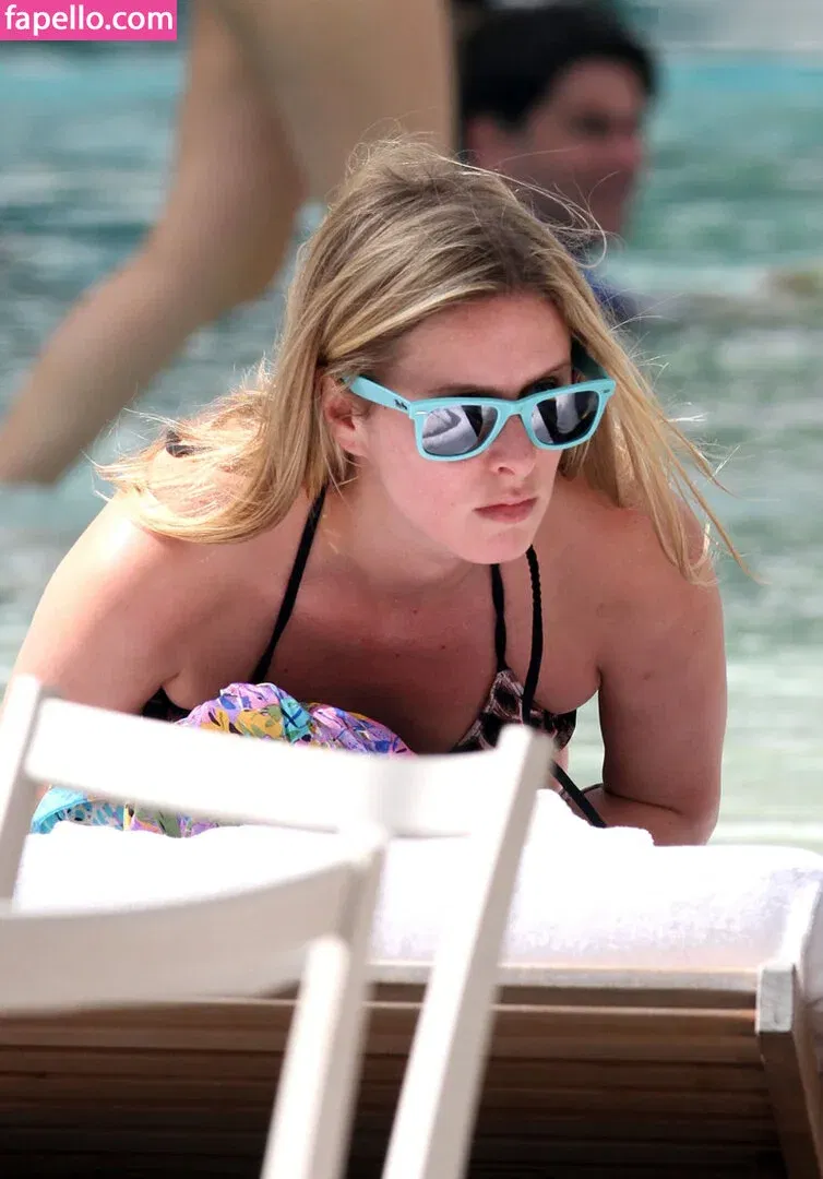 Nicky Hilton Onlyfans Photo Gallery 