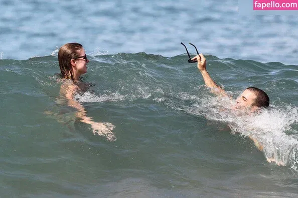 Nicky Hilton Onlyfans Photo Gallery 