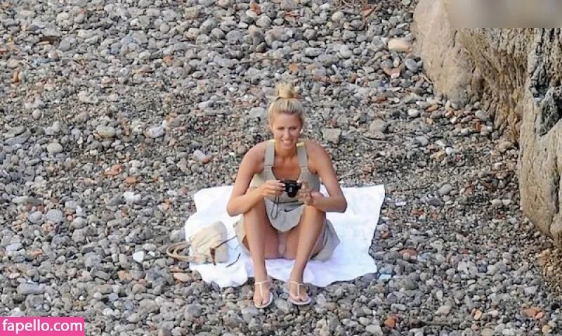 Nicky Hilton Onlyfans Photo Gallery 