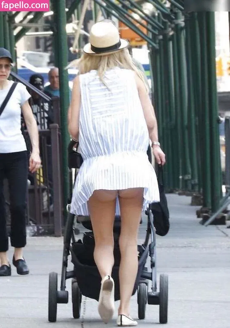 Nicky Hilton Onlyfans Photo Gallery 