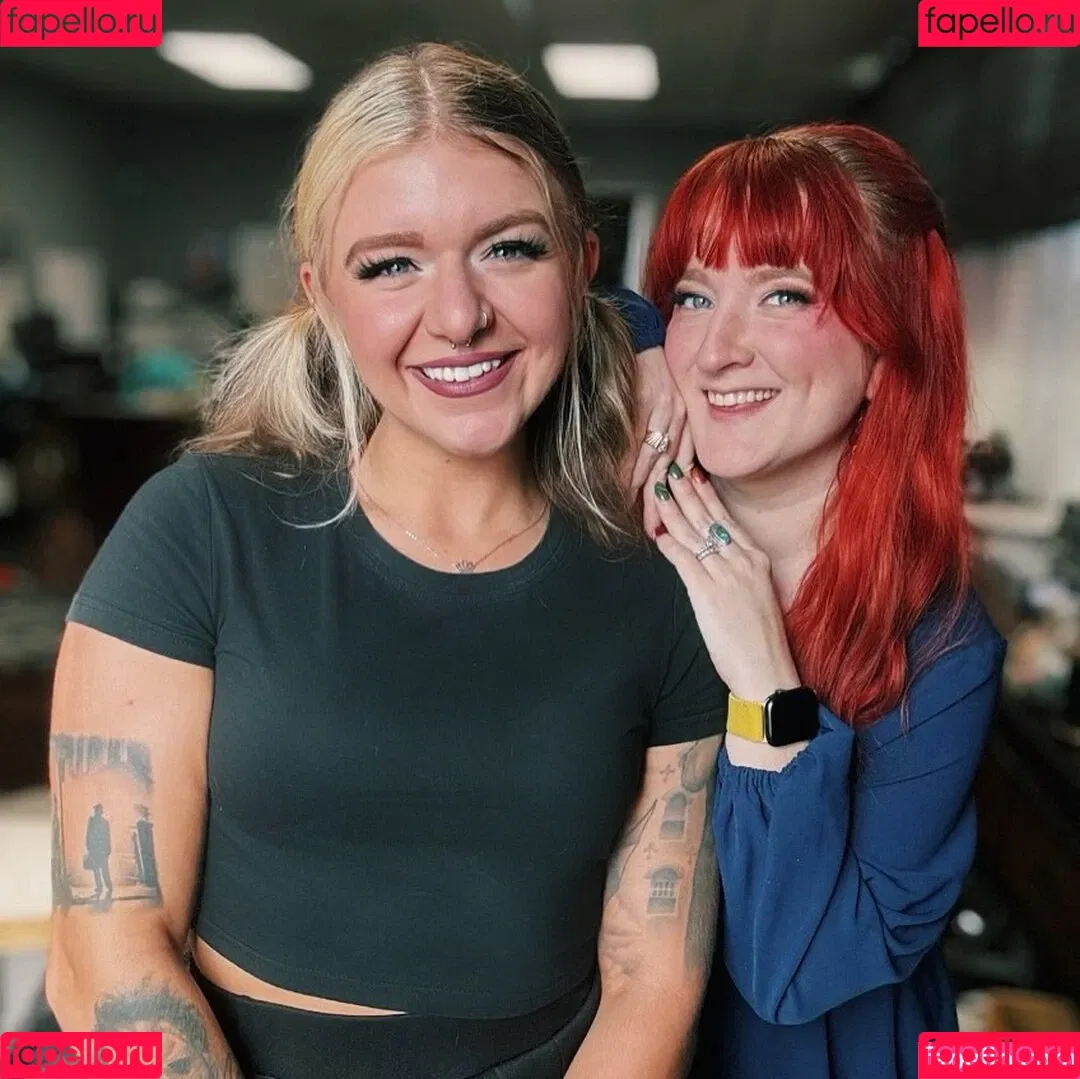 Girls Play Onlyfans Photo Gallery 