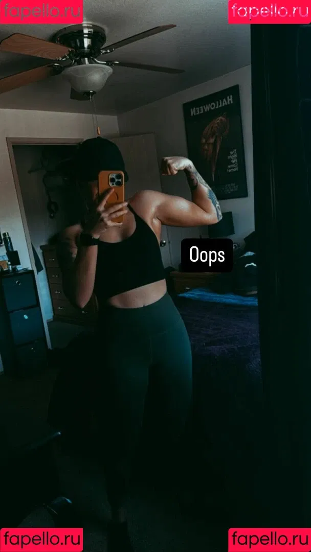 Girls Play Onlyfans Photo Gallery 