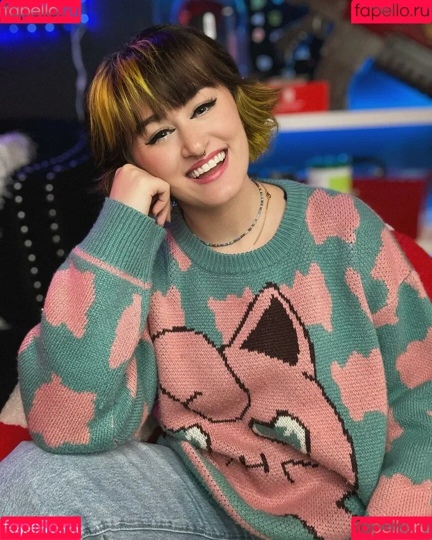 Girls Play Onlyfans Photo Gallery 