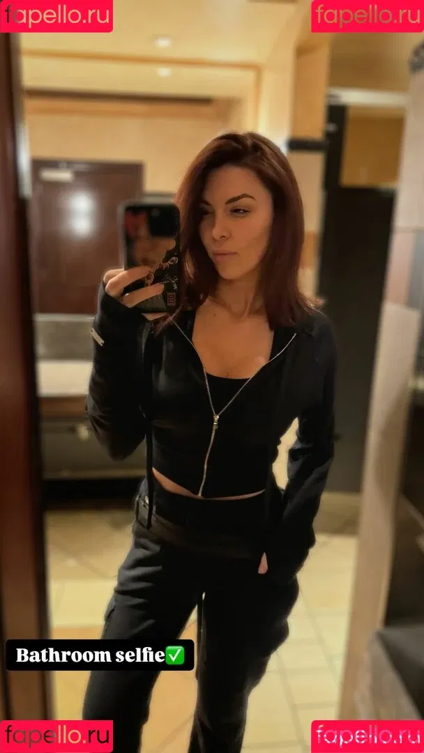 Girls Play Onlyfans Photo Gallery 