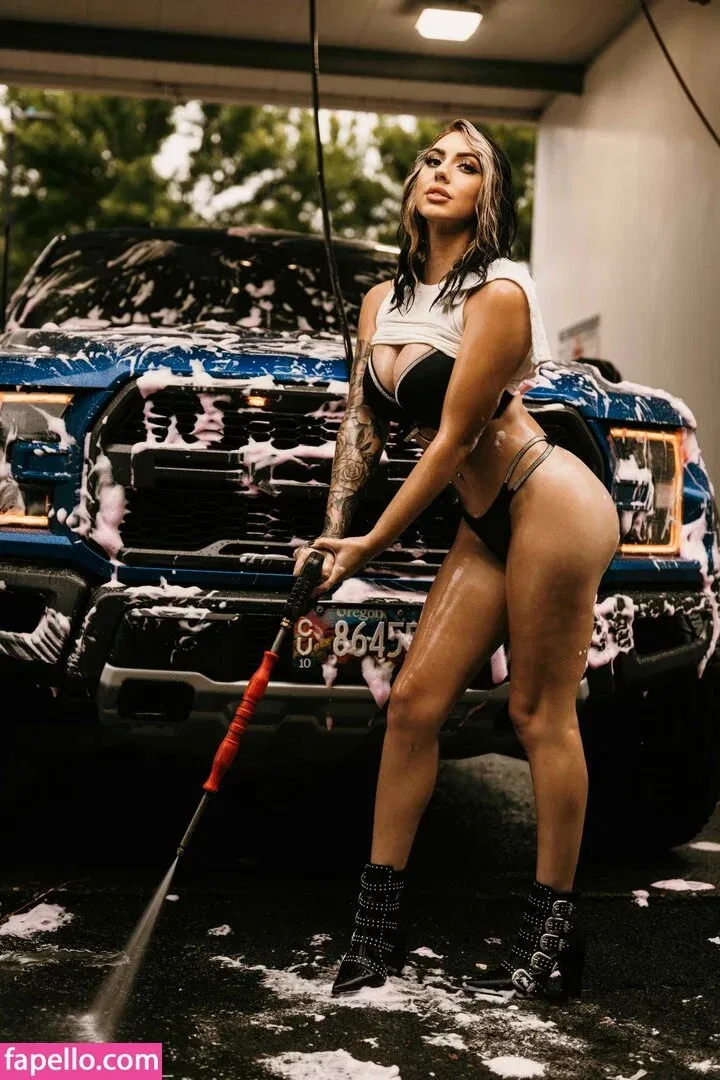 Girls Play Onlyfans Photo Gallery 