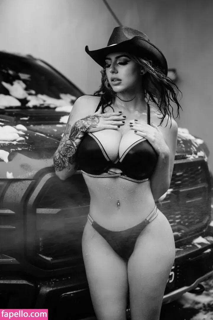 Girls Play Onlyfans Photo Gallery 